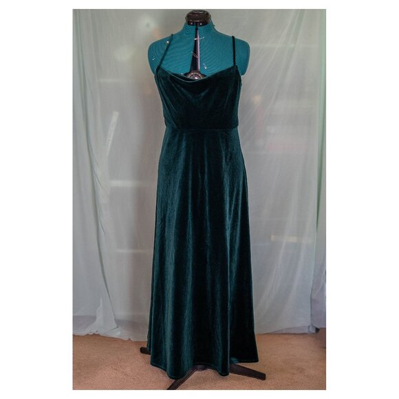 CLEARANCE Green Velvet Cowl Maxi Dress - Junior's Large - Picture 1 of 4